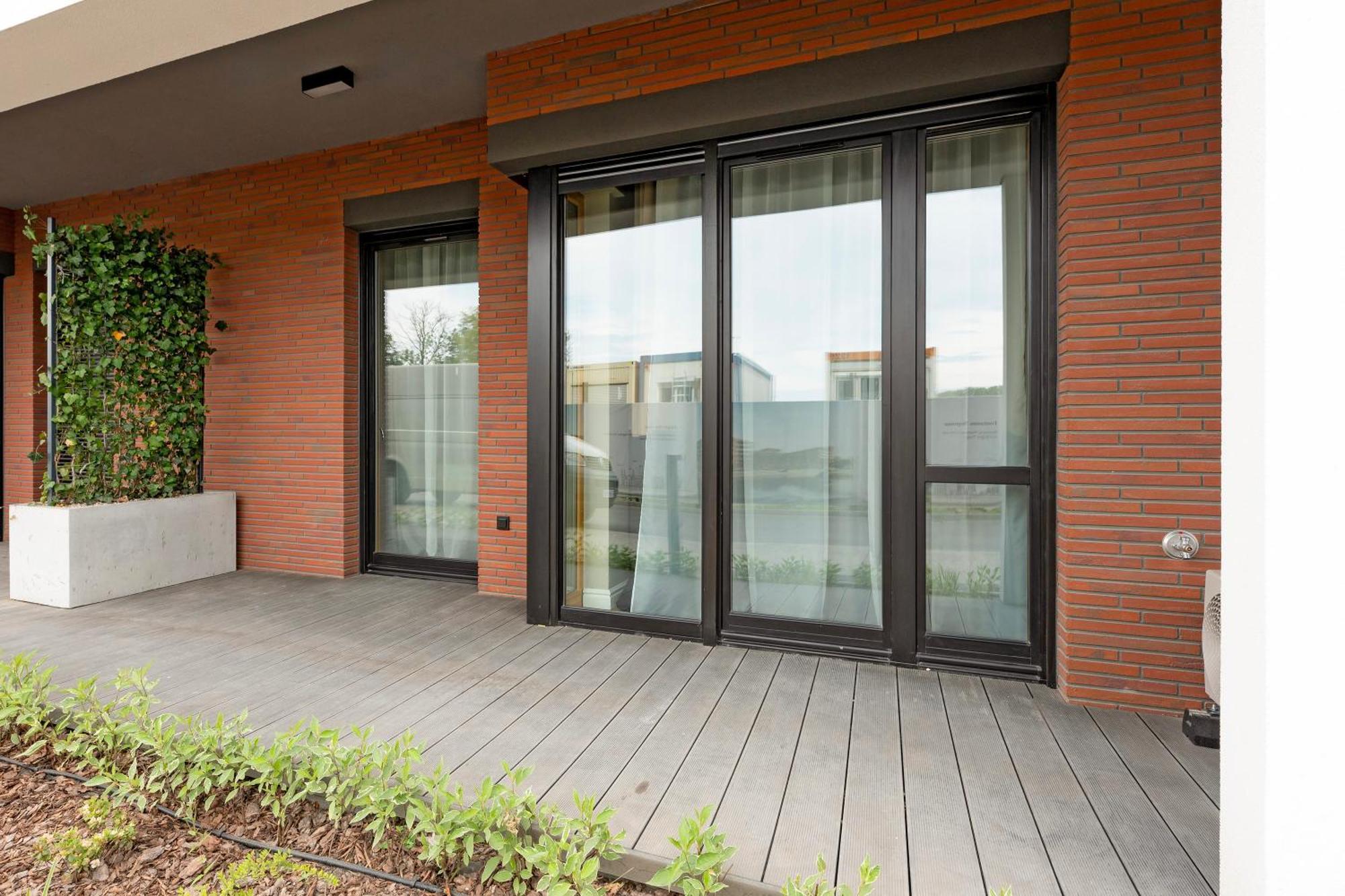Nadmotlawie Estate Gym, Sauna & Parking By Downtown Apartments Gdansk Bagian luar foto