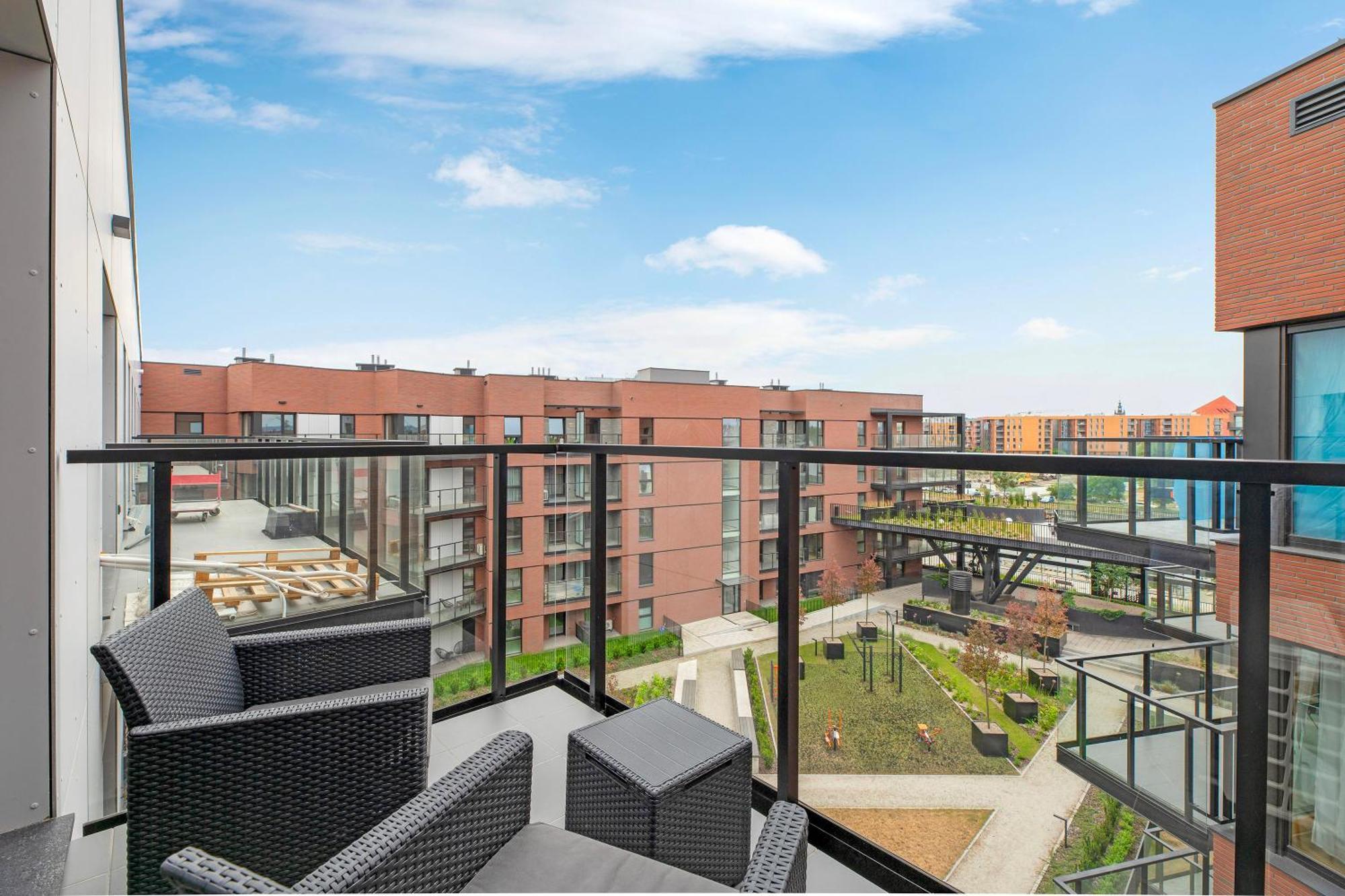 Nadmotlawie Estate Gym, Sauna & Parking By Downtown Apartments Gdansk Bagian luar foto